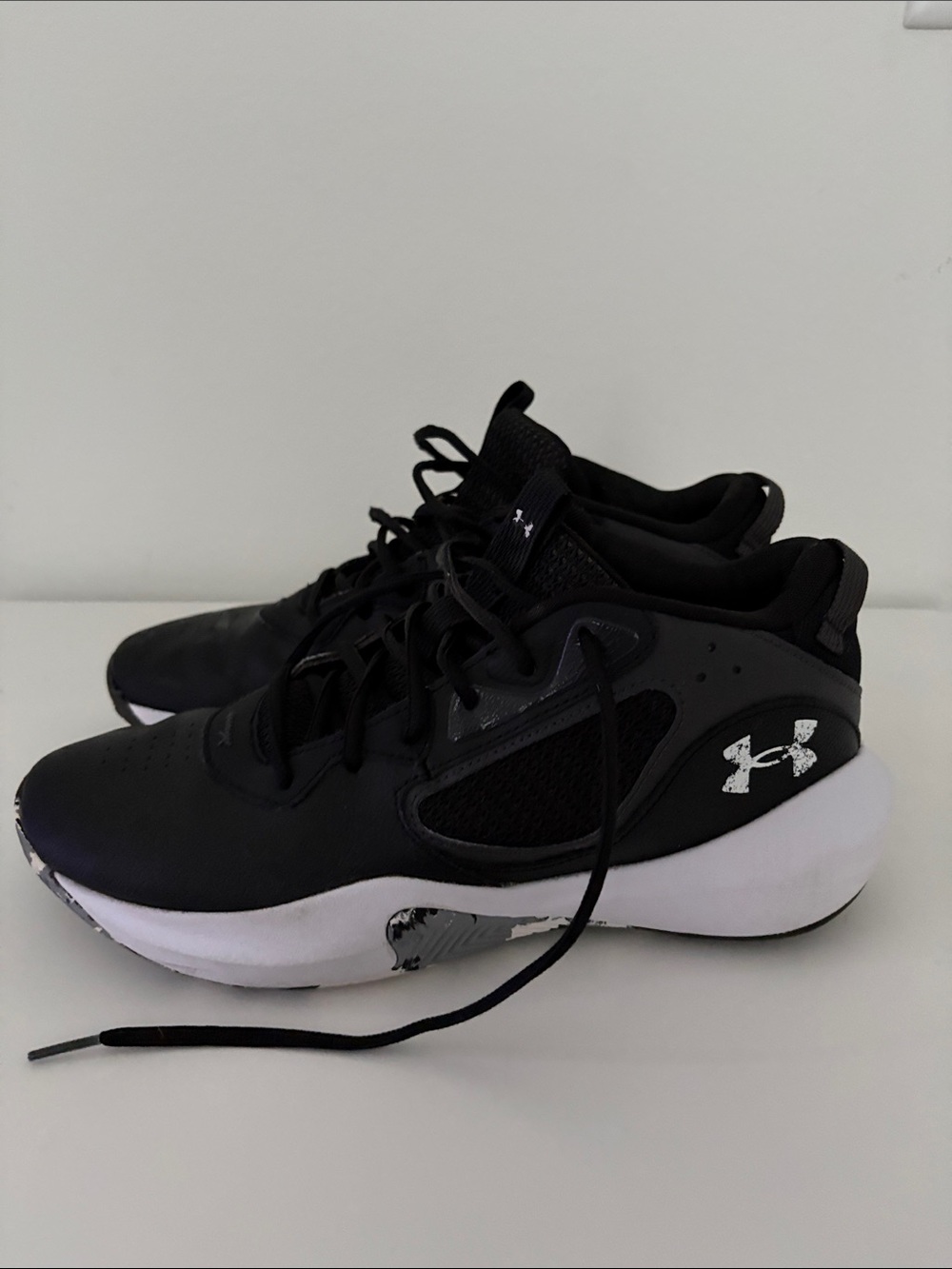 Under Armour Black and White Men's Running Shoes
